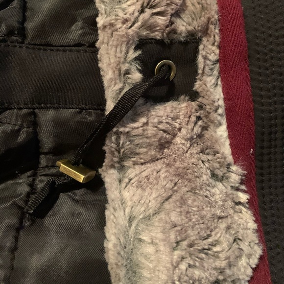 1 Madison Exclusive Collection Limit edition Jacket with Fur - Picture 9 of 9